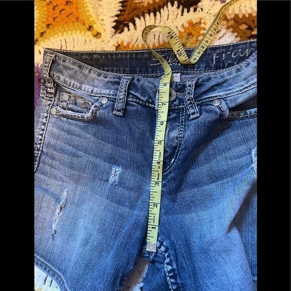 Silver Frances slightly destroyed jean shorts sz 26 - Picture 6 of 7